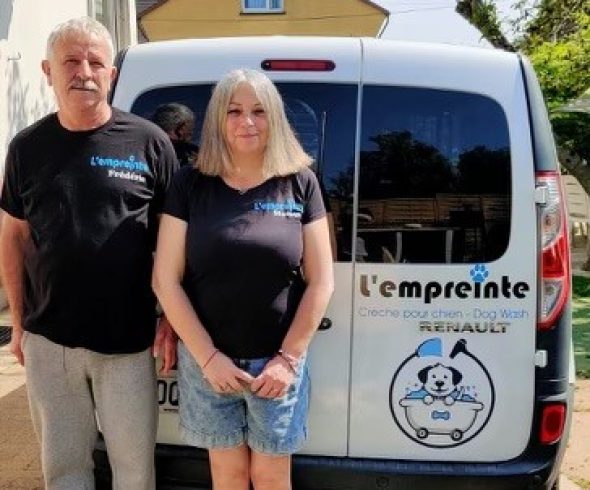 Monique et Frédéric : L'empreinte crèche pour chien à La Walck